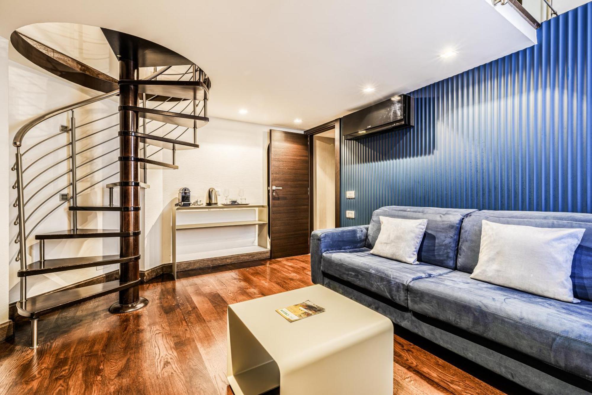 Home At Rome Luxury Navona Suites — Photos 3
